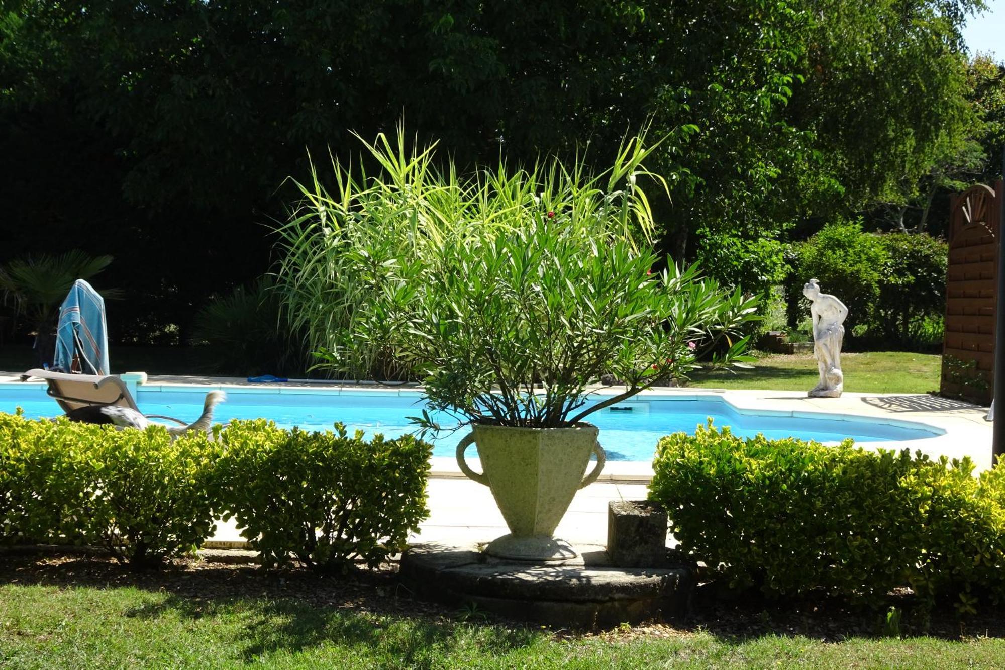 Suite Privee Dans Spacieuse Maison Du Perigord, Avec Piscine Bergerac Eksteriør billede